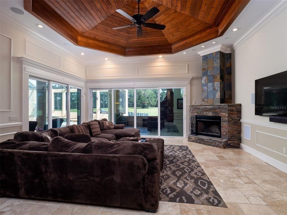 For Sale: $2,695,000 (4 beds, 4 baths, 4800 Square Feet)