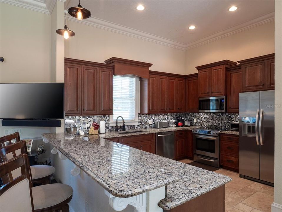 For Sale: $2,695,000 (4 beds, 4 baths, 4800 Square Feet)