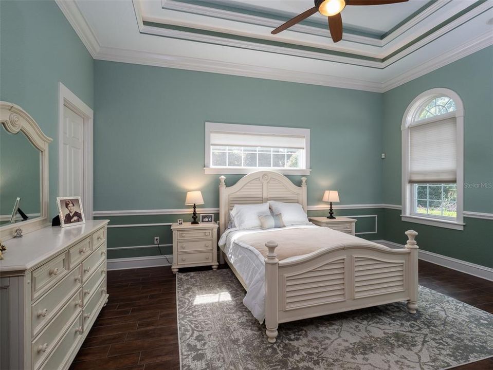 For Sale: $2,695,000 (4 beds, 4 baths, 4800 Square Feet)