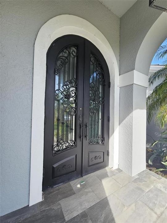 For Rent: $5,000 (3 beds, 3 baths, 2436 Square Feet)