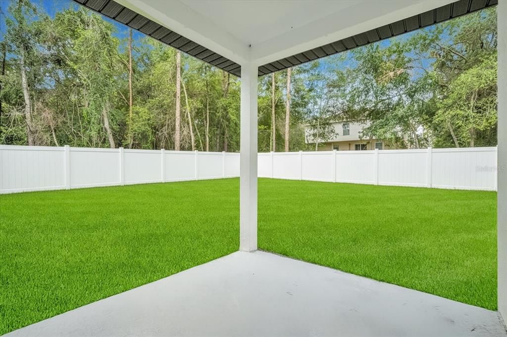 На продажу: $254,990 (4 спален, 2 ванн, 1548 Квадратных фут)