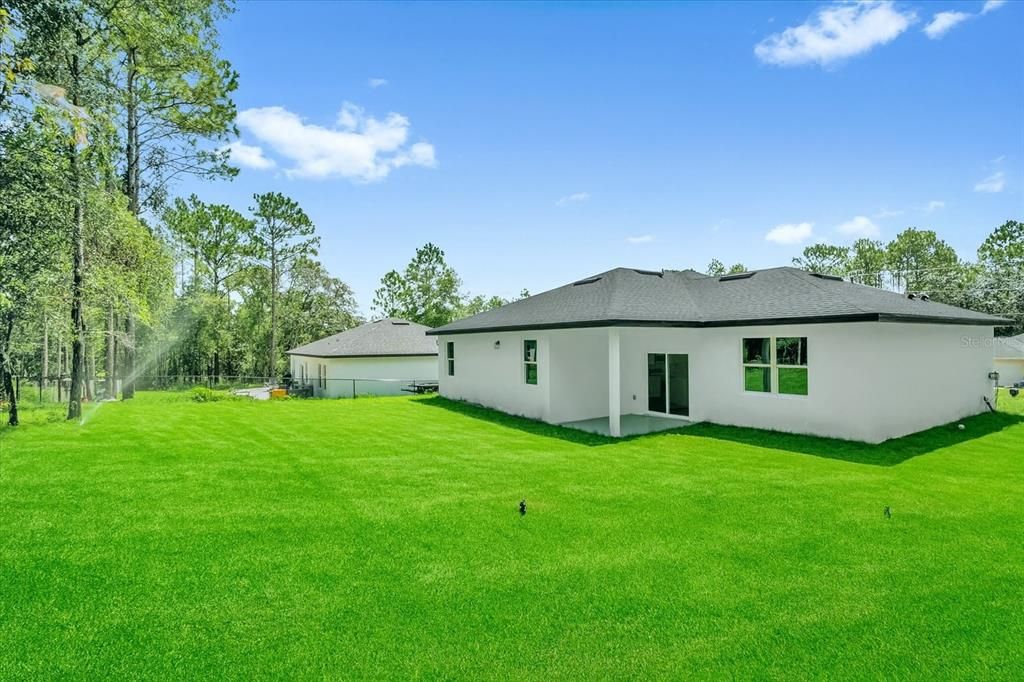 На продажу: $254,990 (4 спален, 2 ванн, 1548 Квадратных фут)