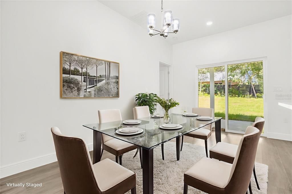 На продажу: $254,990 (4 спален, 2 ванн, 1548 Квадратных фут)