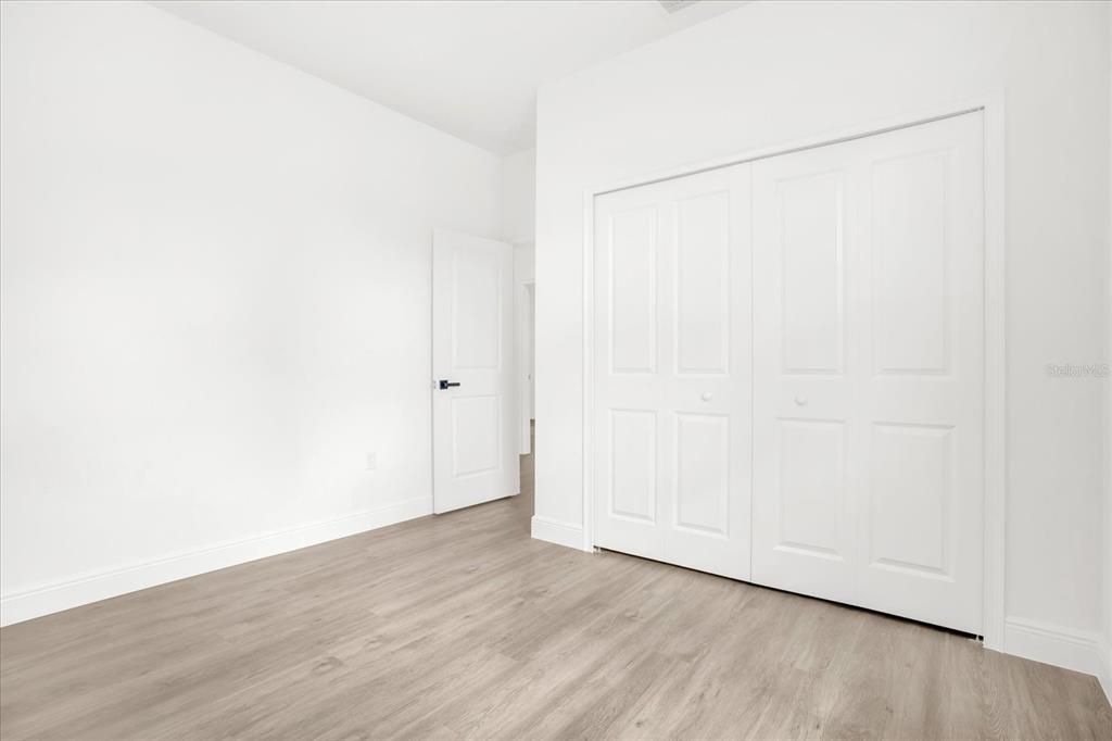 На продажу: $254,990 (4 спален, 2 ванн, 1548 Квадратных фут)