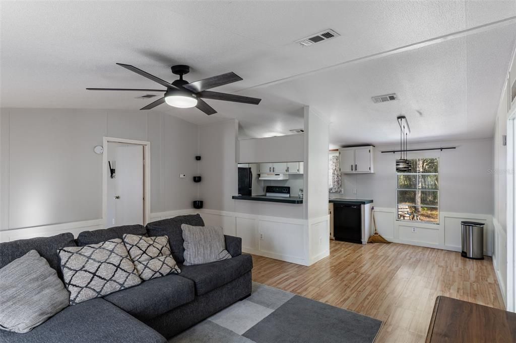 En Venta: $175,000 (2 camas, 2 baños, 960 Pies cuadrados)