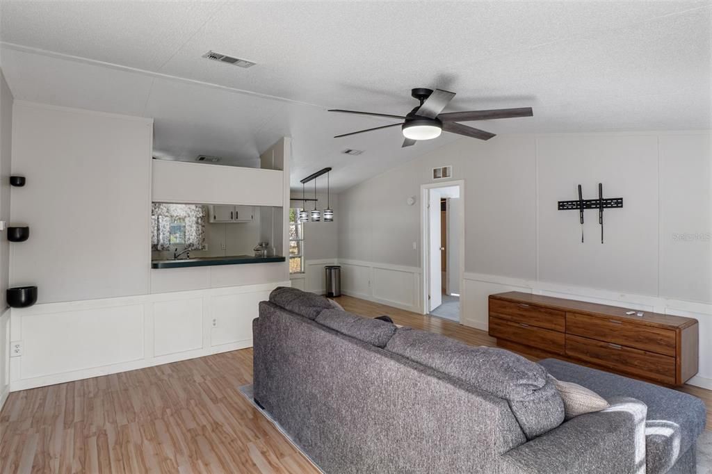 En Venta: $175,000 (2 camas, 2 baños, 960 Pies cuadrados)