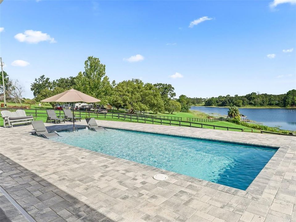 待售: $1,300,000 (4 贝兹, 3 浴室, 3039 平方英尺)