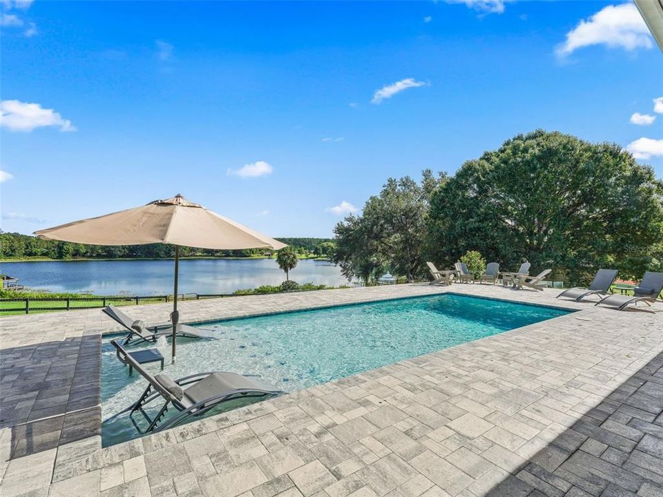 待售: $1,300,000 (4 贝兹, 3 浴室, 3039 平方英尺)