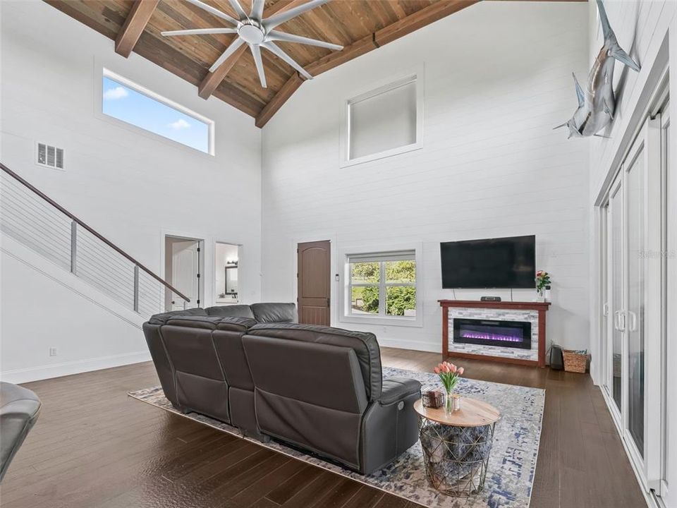 待售: $1,300,000 (4 贝兹, 3 浴室, 3039 平方英尺)