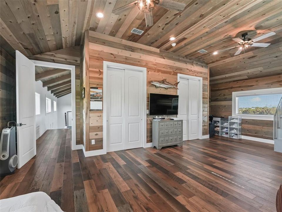 待售: $1,300,000 (4 贝兹, 3 浴室, 3039 平方英尺)