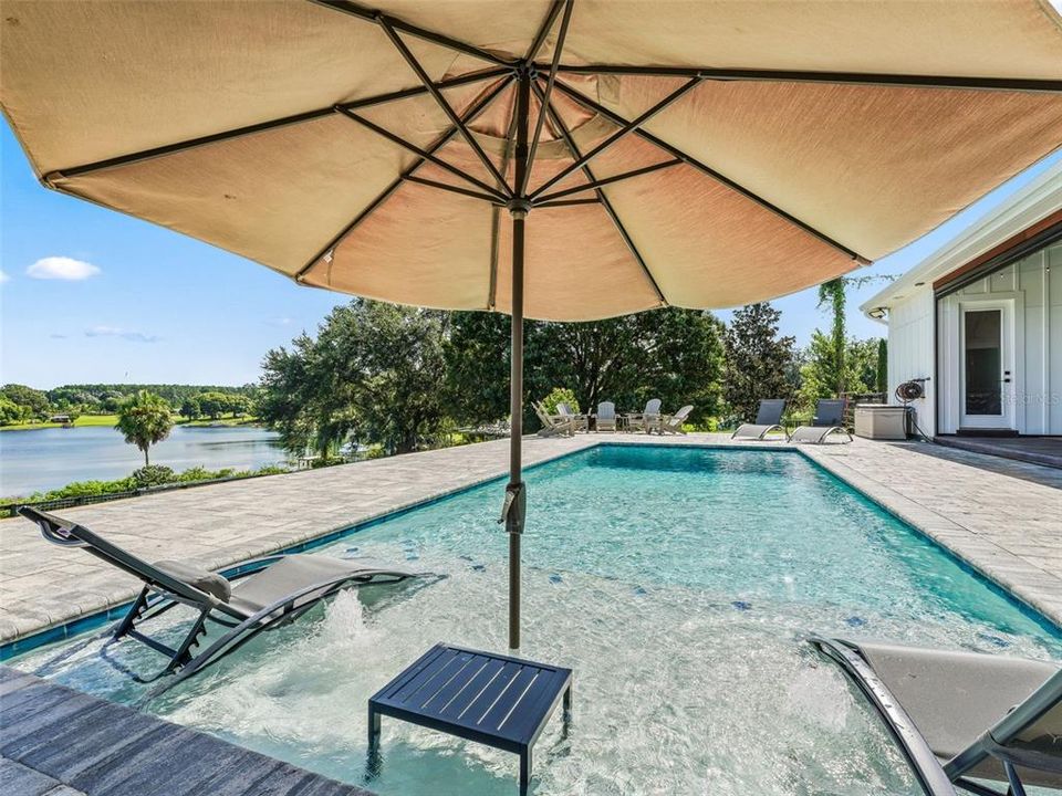 待售: $1,300,000 (4 贝兹, 3 浴室, 3039 平方英尺)