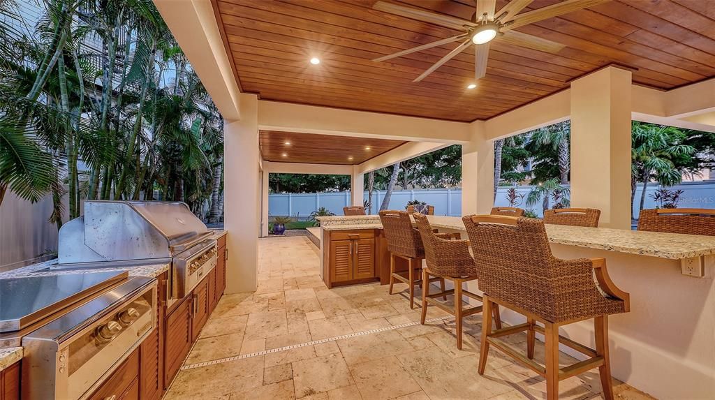 待售: $4,424,000 (4 贝兹, 4 浴室, 4044 平方英尺)