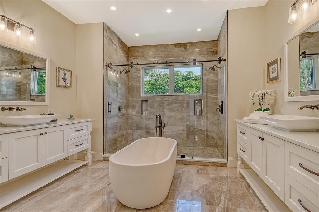 待售: $4,424,000 (4 贝兹, 4 浴室, 4044 平方英尺)