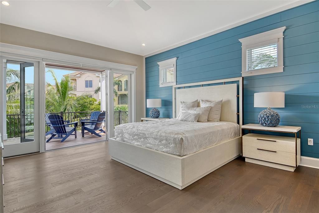 待售: $4,424,000 (4 贝兹, 4 浴室, 4044 平方英尺)