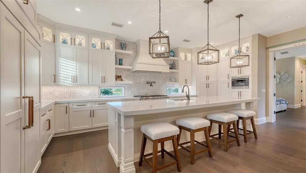 待售: $4,424,000 (4 贝兹, 4 浴室, 4044 平方英尺)