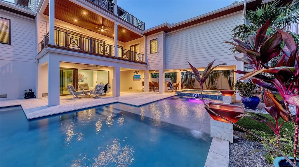 待售: $4,424,000 (4 贝兹, 4 浴室, 4044 平方英尺)