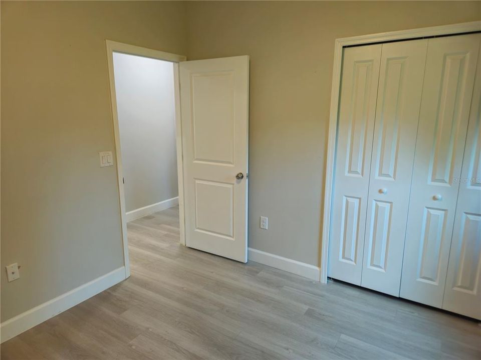 For Rent: $2,000 (2 beds, 1 baths, 800 Square Feet)