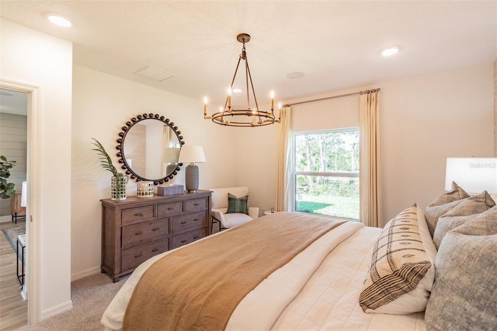 Active With Contract: $279,990 (3 beds, 2 baths, 1623 Square Feet)