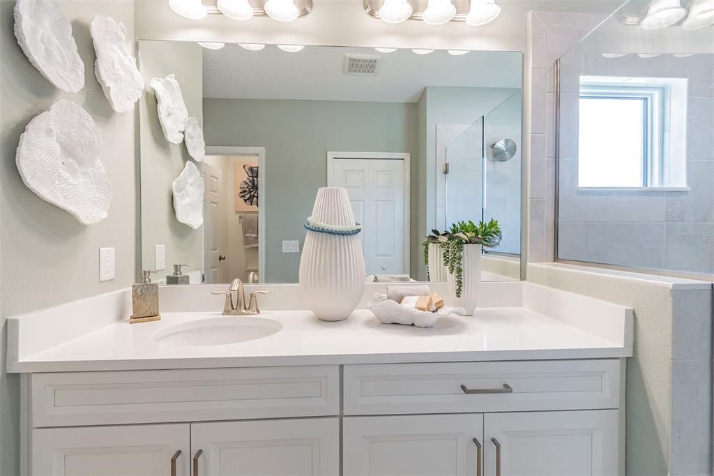 Active With Contract: $279,990 (3 beds, 2 baths, 1623 Square Feet)