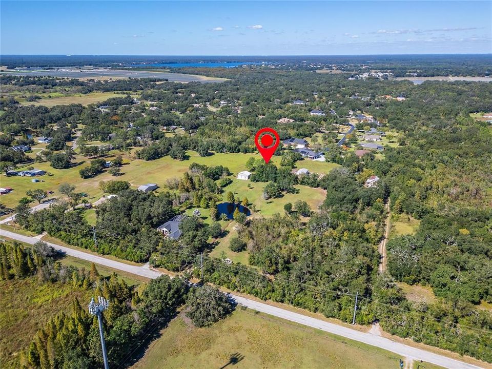 En Venta: $1,500,000 (10.60 acres)