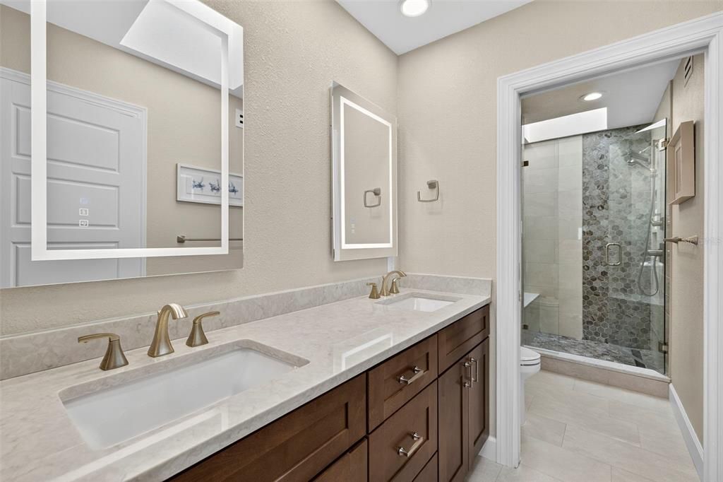 待售: $869,000 (3 贝兹, 3 浴室, 1930 平方英尺)