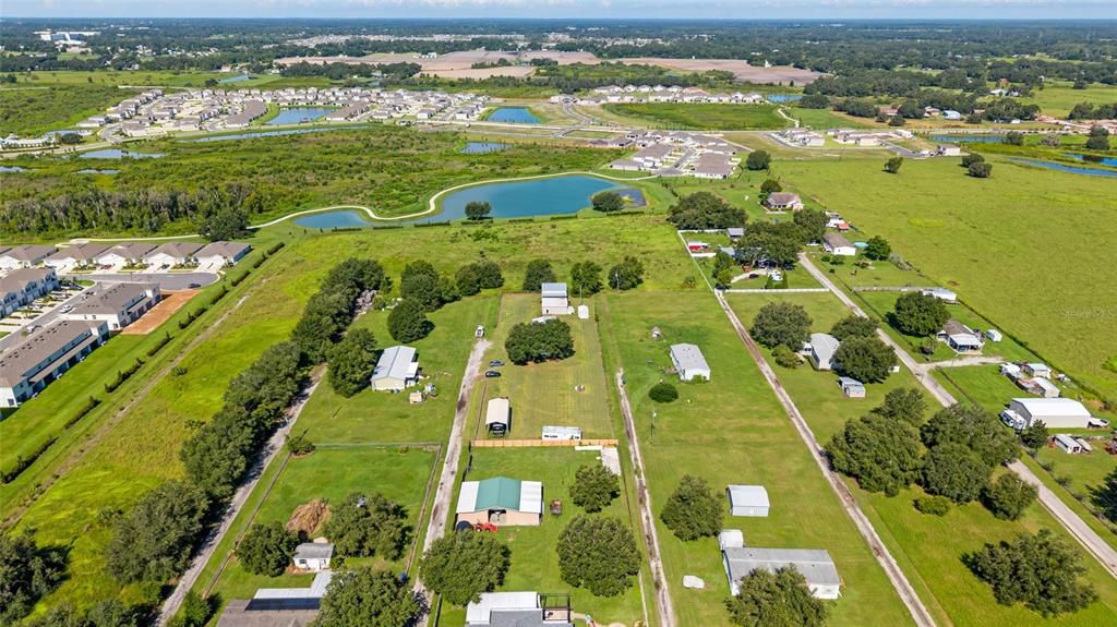 Activo con contrato: $385,000 (3 camas, 2 baños, 1944 Pies cuadrados)