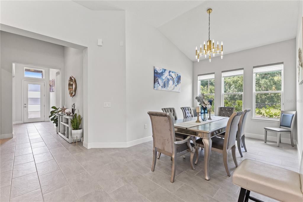 For Sale: $875,000 (4 beds, 3 baths, 2685 Square Feet)