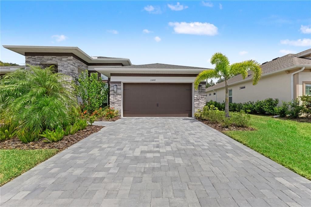 For Sale: $875,000 (4 beds, 3 baths, 2685 Square Feet)