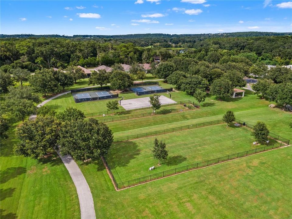 For Sale: $875,000 (4 beds, 3 baths, 2685 Square Feet)