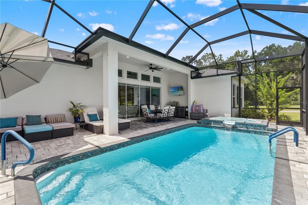 For Sale: $875,000 (4 beds, 3 baths, 2685 Square Feet)