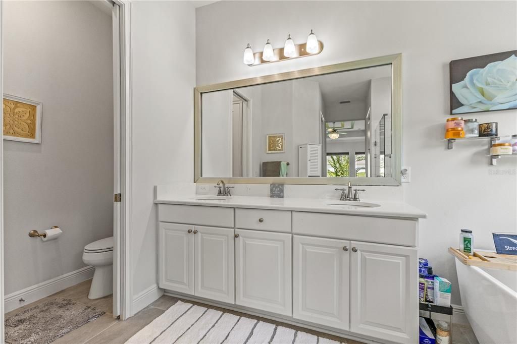 For Sale: $875,000 (4 beds, 3 baths, 2685 Square Feet)