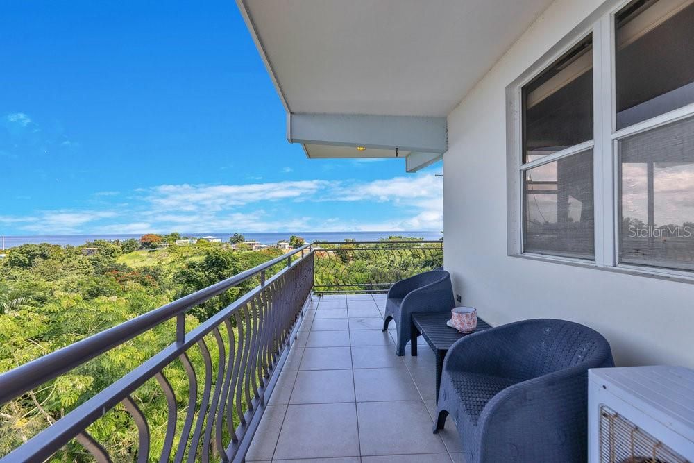 На продажу: $510,000 (2 спален, 2 ванн, 1229 Квадратных фут)