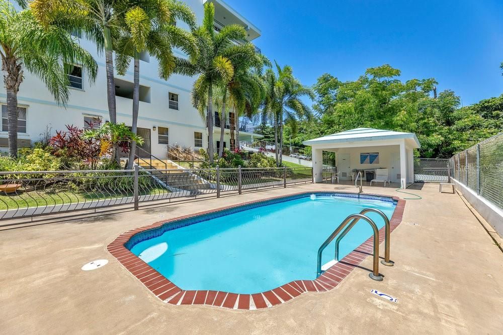 На продажу: $510,000 (2 спален, 2 ванн, 1229 Квадратных фут)