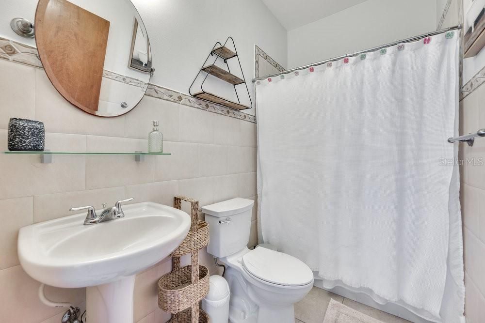 На продажу: $510,000 (2 спален, 2 ванн, 1229 Квадратных фут)