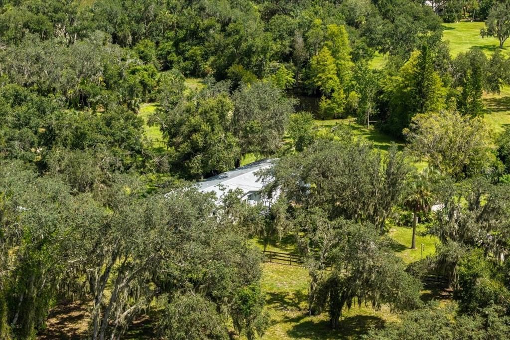 合同活跃: $840,000 (4 贝兹, 2 浴室, 2128 平方英尺)