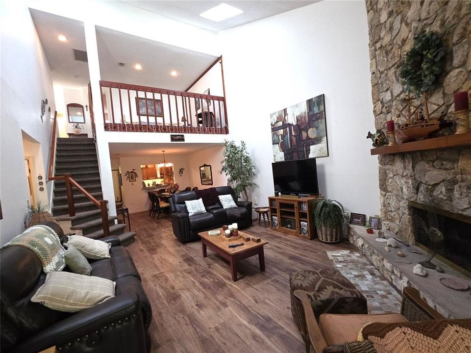 В аренду: $2,800 (4 спален, 3 ванн, 2327 Квадратных фут)