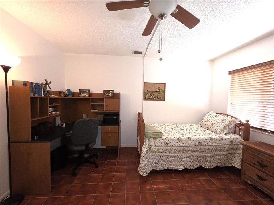 В аренду: $2,800 (4 спален, 3 ванн, 2327 Квадратных фут)