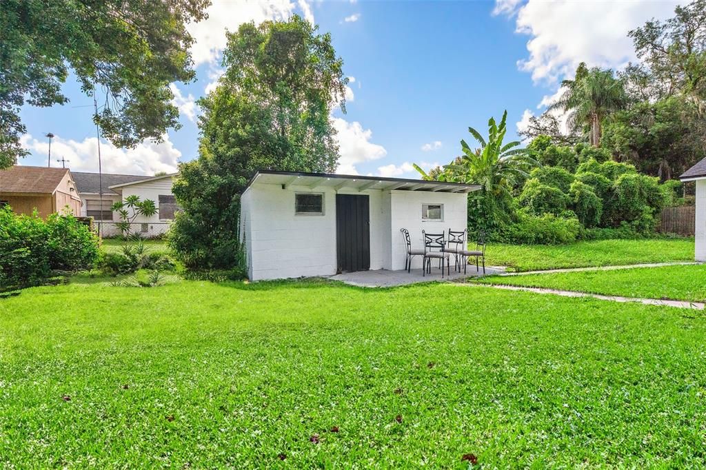 Activo con contrato: $265,000 (3 camas, 1 baños, 1040 Pies cuadrados)