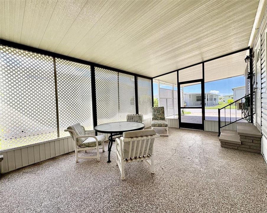 Activo con contrato: $110,000 (2 camas, 2 baños, 1008 Pies cuadrados)