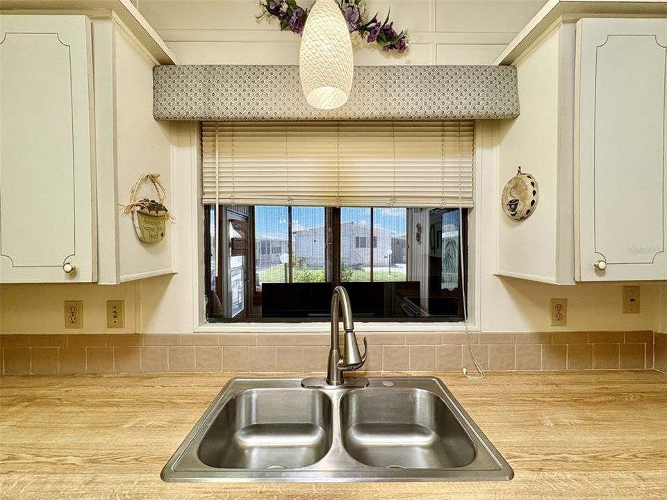 Activo con contrato: $110,000 (2 camas, 2 baños, 1008 Pies cuadrados)