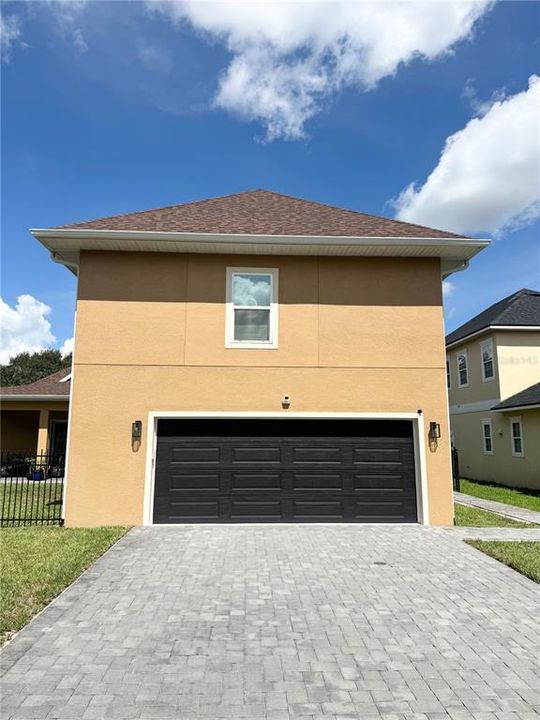 Recently Rented: $1,450 (1 beds, 1 baths, 631 Square Feet)