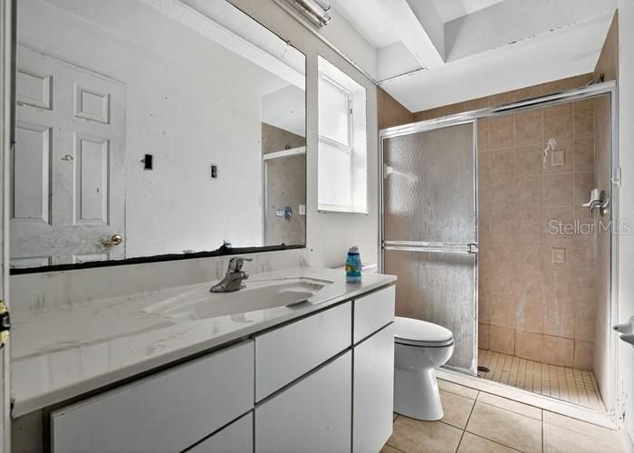 待售: $180,200 (3 贝兹, 2 浴室, 1633 平方英尺)