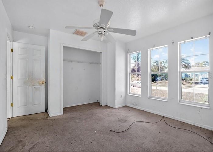 待售: $180,200 (3 贝兹, 2 浴室, 1633 平方英尺)