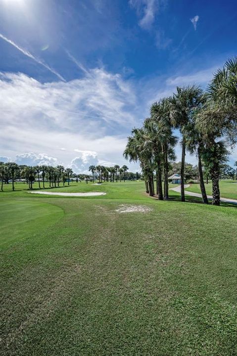 Под контрактом: $249,000 (2 спален, 2 ванн, 1210 Квадратных фут)