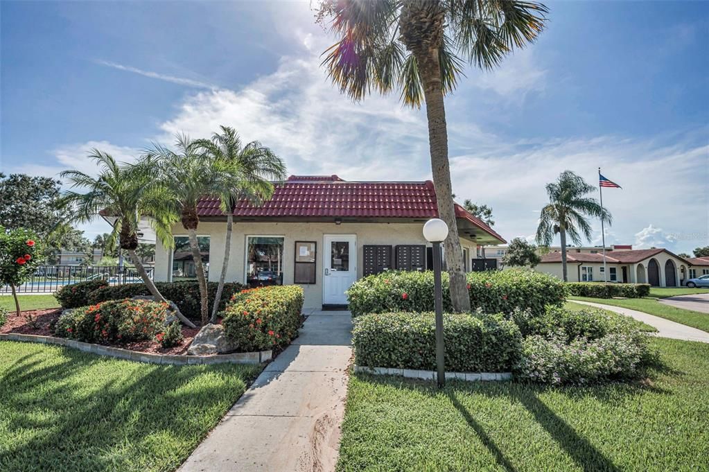 Под контрактом: $249,000 (2 спален, 2 ванн, 1210 Квадратных фут)