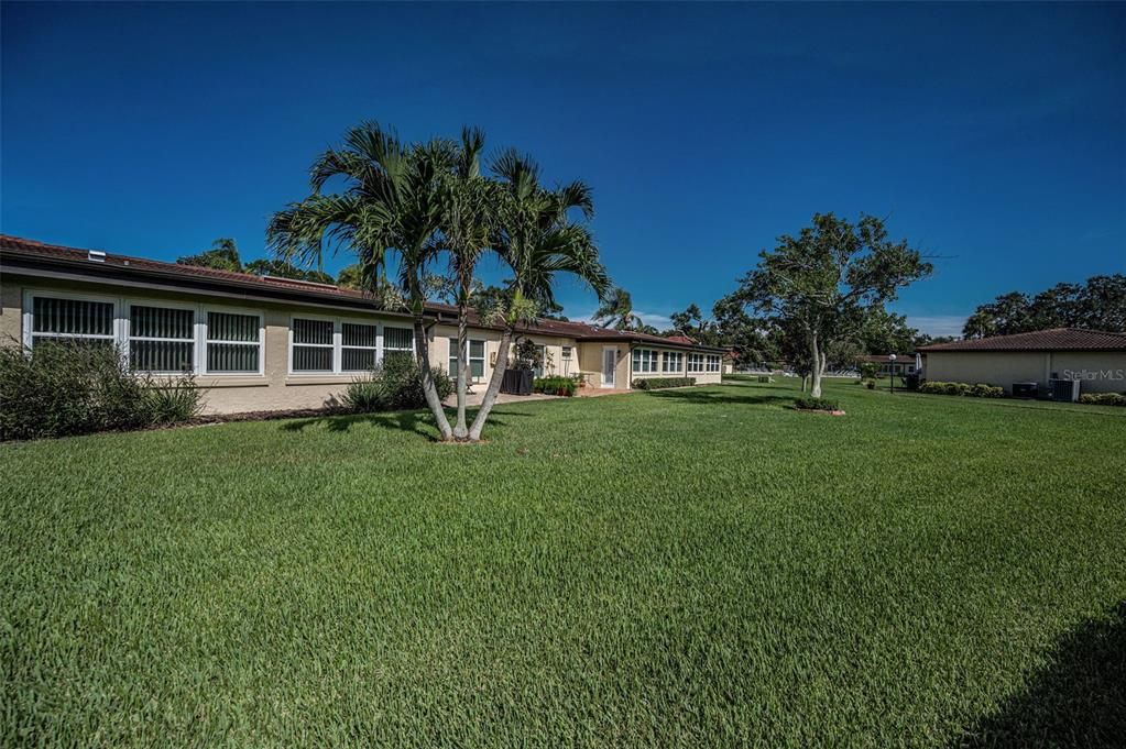 Под контрактом: $249,000 (2 спален, 2 ванн, 1210 Квадратных фут)