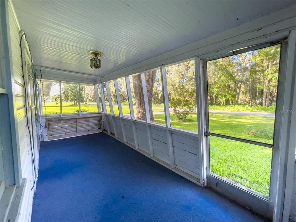 待售: $250,000 (2 贝兹, 1 浴室, 1888 平方英尺)