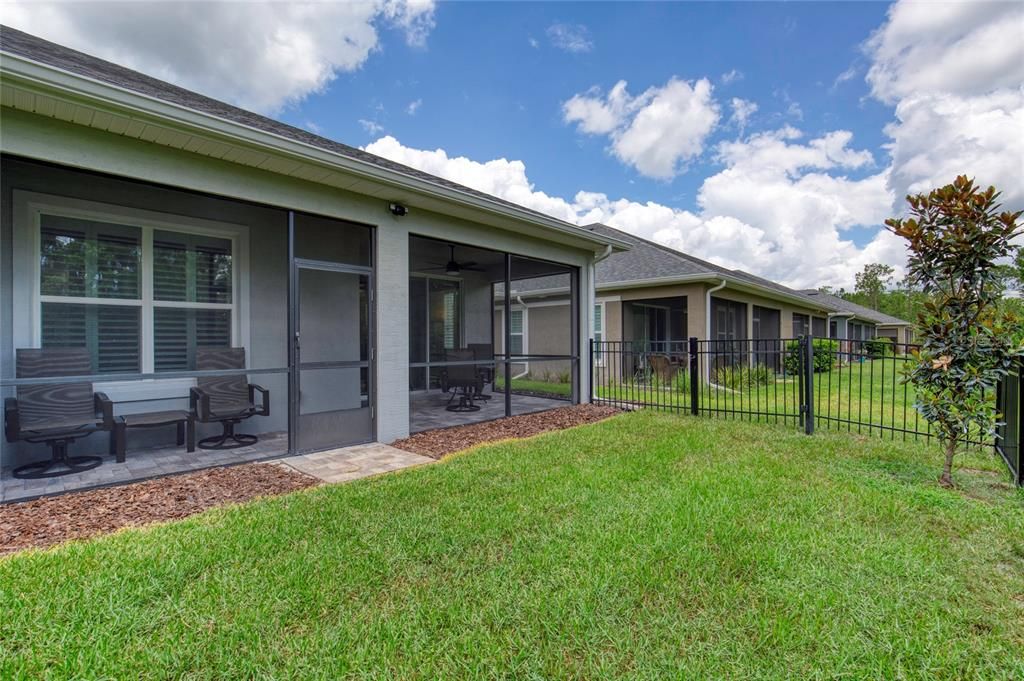 For Sale: $359,900 (2 beds, 2 baths, 1603 Square Feet)