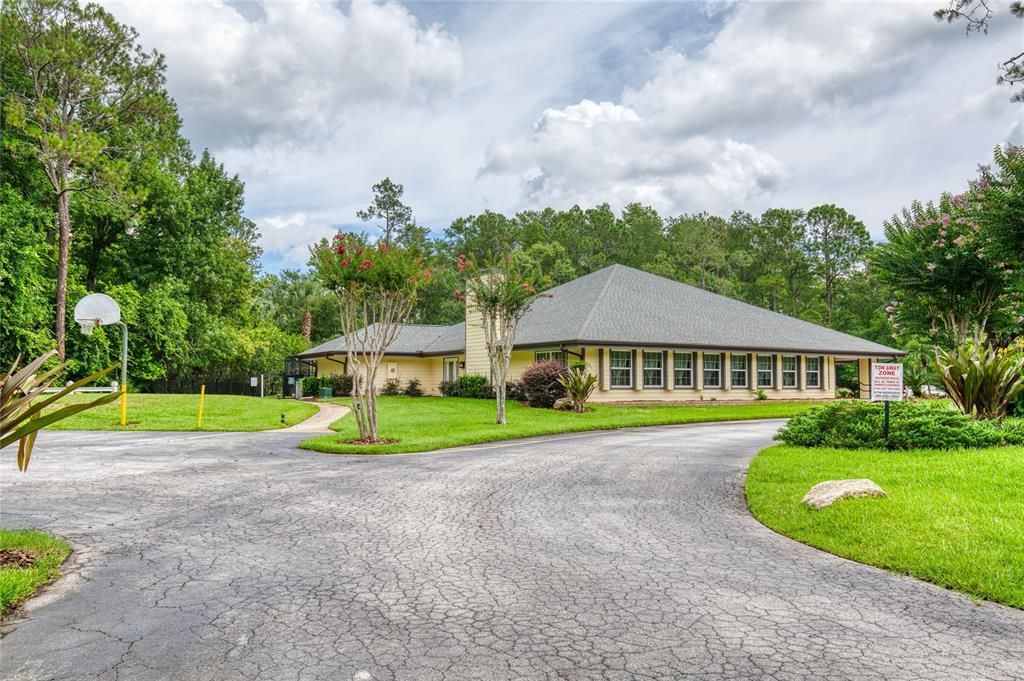 For Sale: $359,900 (2 beds, 2 baths, 1603 Square Feet)