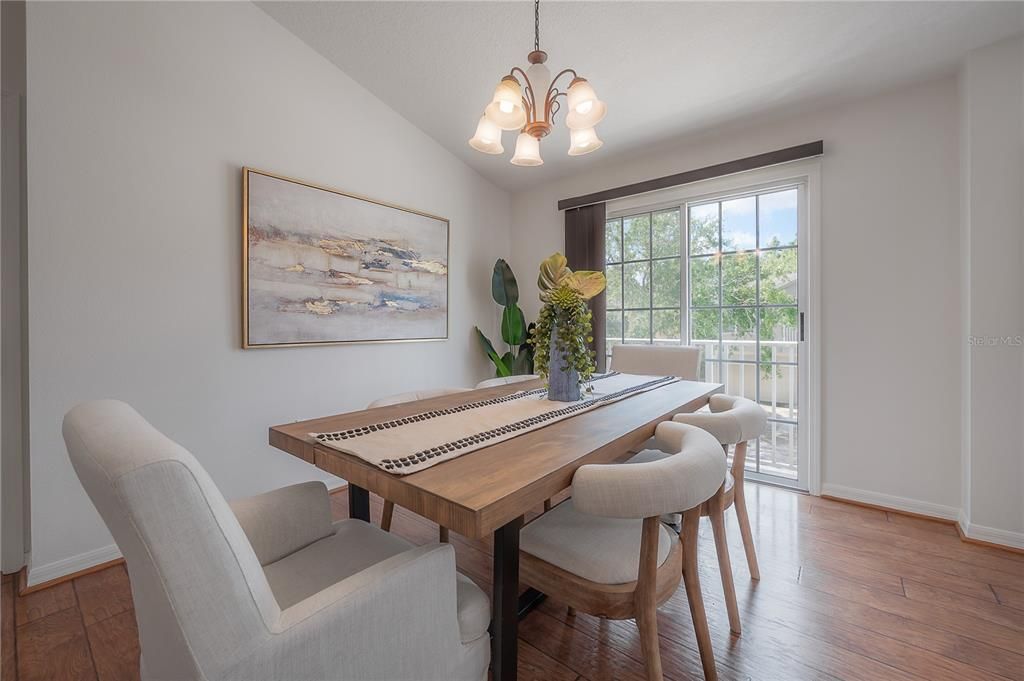 En Venta: $229,999 (2 camas, 2 baños, 1176 Pies cuadrados)